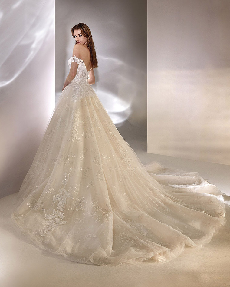 robe-mariage-Nicole-pronovias-le-havre-normandie-4 Robe-mariee-Nicole-le-havre-2023-3